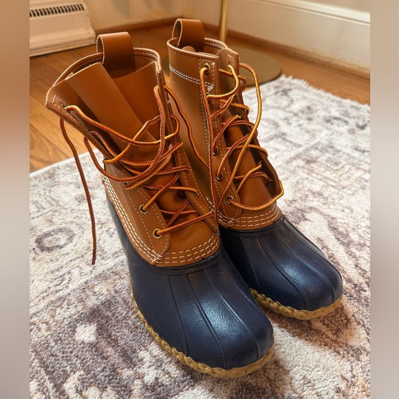 Brand new LLBean 8” Duck Boots - Picture 1 of 3